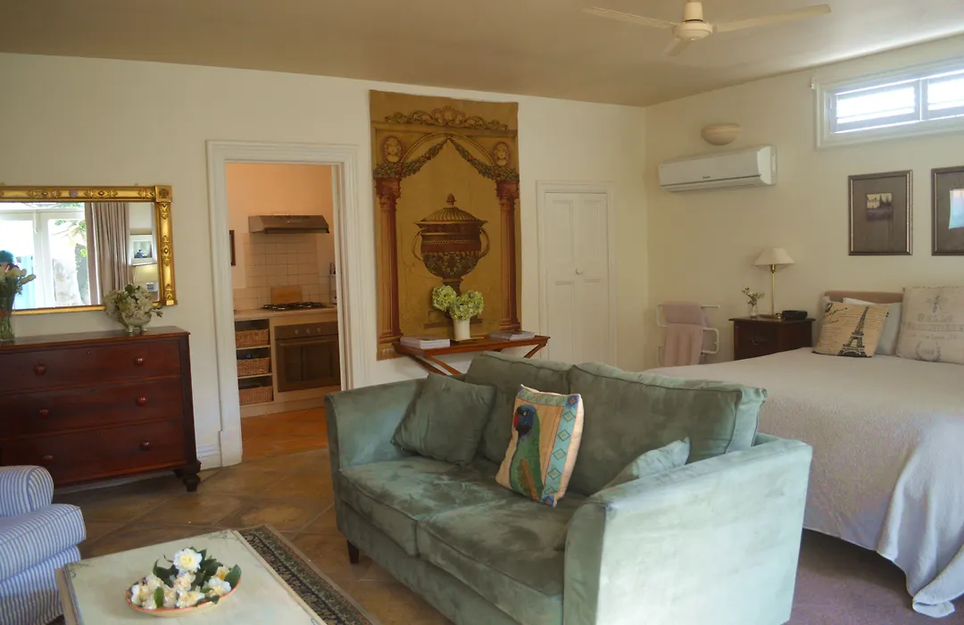 Athelney Cottage-1